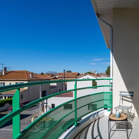 Apartment Les Capucines By Interhome *