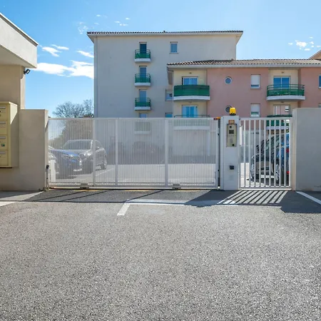 Les Capucines By Interhome * Narbonne